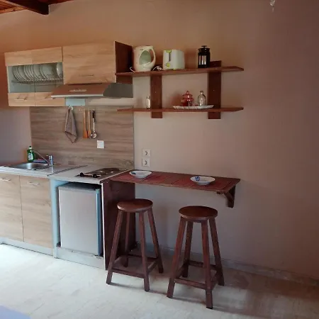 Maria Corfu * Mesongí