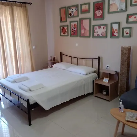 Maria Corfu * Mesongí